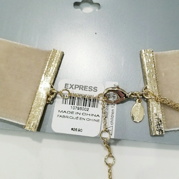 Gold and Cream Choker Necklace Set • Express - Picture 7 of 7